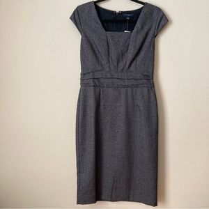 Banana Republic Factory Cap Sleeve Sheath Dress NWT Women’s Size 4 Black Gray